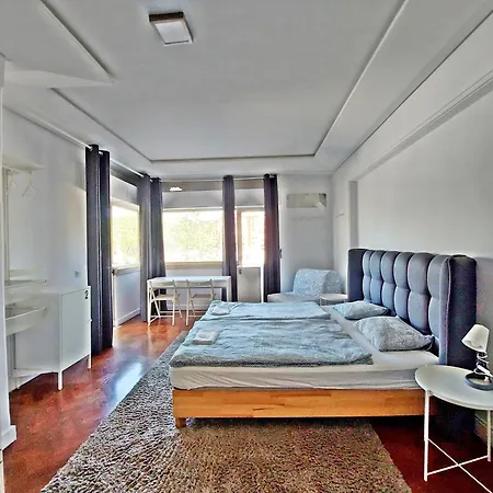 O B G *