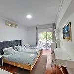 Accomodation O B G Lisboa 招待所 *