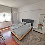 招待所 Accomodation O B G Lisboa